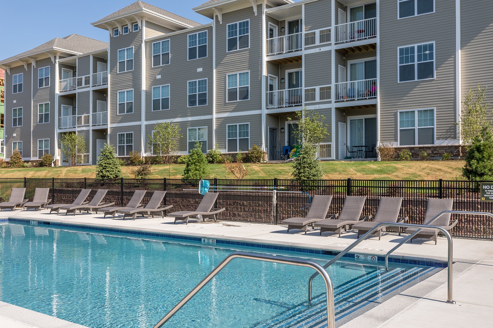 The Grand at Stony Hill 