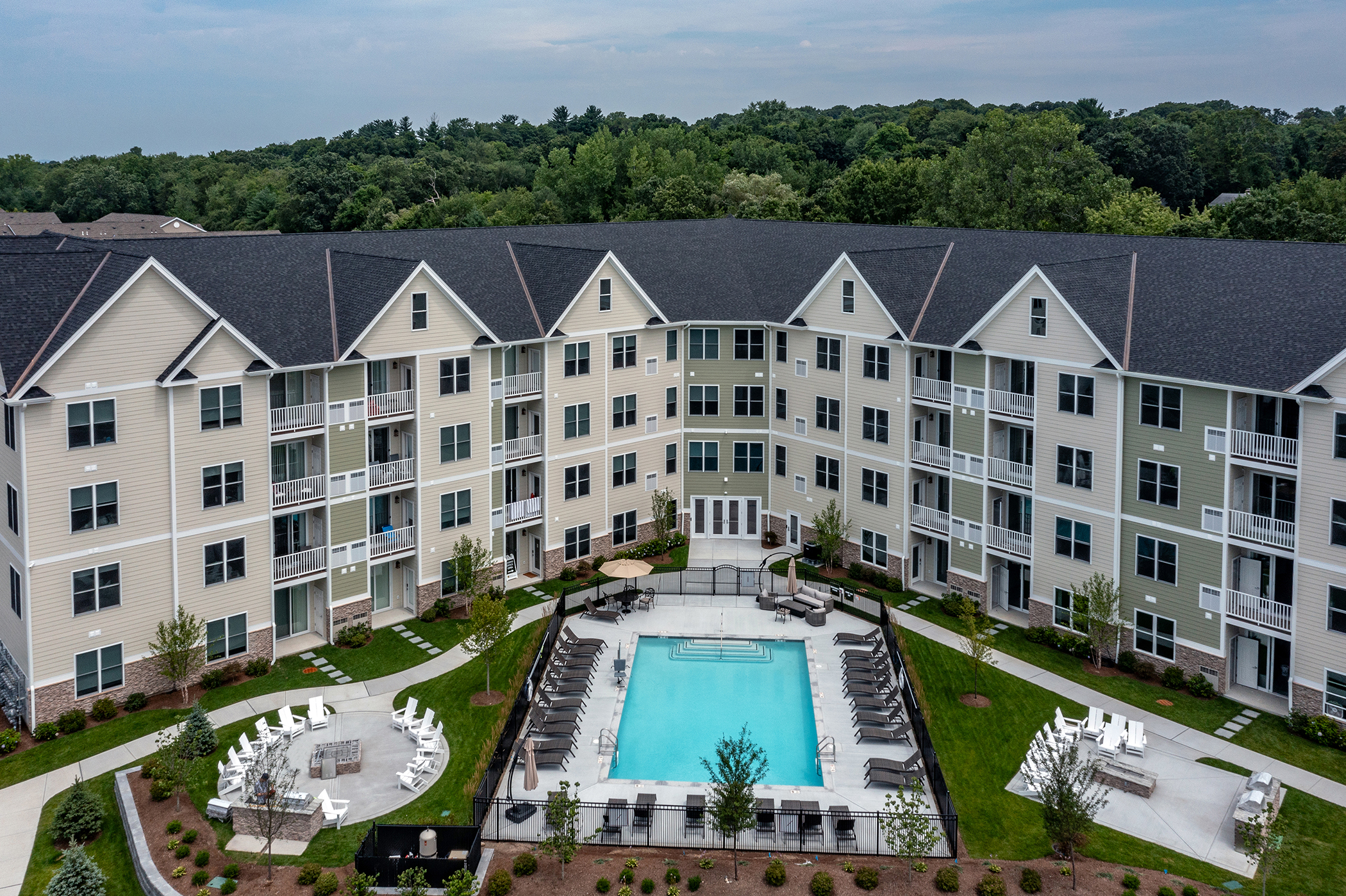 The Grand at Stony Hill 